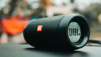 Meriahkan Suasana Lebaran, Ini 5 Rekomendasi Speaker Bluetooth JBL Terbaik