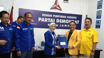 Budi Setiawan Resmi Daftar ke Demokrat, Ternyata Saling Punya Kode