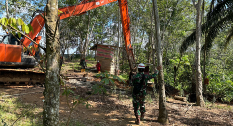 Tim Gabungan Polda TNI dan PHR Zona 1 Jambi Field Tutup Ratusan Sumur Minyak Ilegal