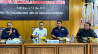 Budi Setiawan Minta Tarung Derajat Raih Medali Sebanyak Mungkin di PON Aceh - Sumut
