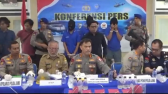 Mabes Polri dan Polda Jambi Amankan Benih Lobster Senilai 25 Miliar Rupiah