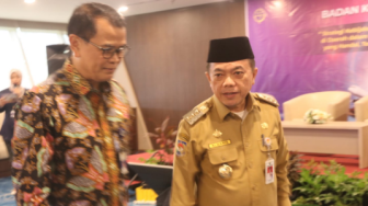 Al Haris Minta Perpanjang Landasan Pacu Dua Bandara