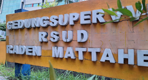Pensiunan Guru Keluhkan Pelayanan RSUD Raden Mattaher, Ketua PDSI: Dokter Spesialis Seperti Dikejar-kejar Setan