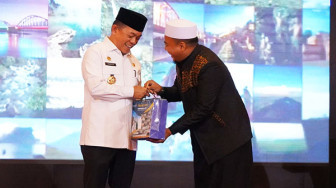 Al Haris Lepas 87 Jemaah Calon Haji Plus Arminareka Perdana