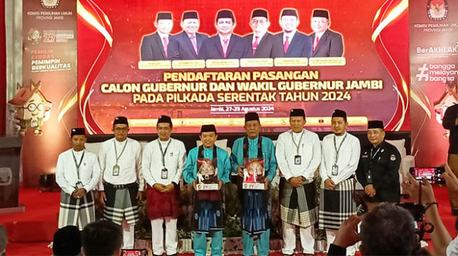 Haris - Sani Mendaftar ke KPU Diantar Para Ketua Partai Pengusung dan Tim Sukses