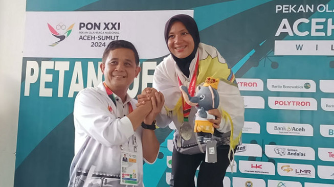 Budi Setiawan Ucapkan Selamat kepada Mat Sanusi