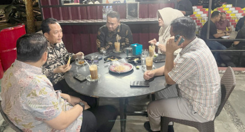 Dejavu, Lima Bupati Nongkrong Bareng, Ada Apa?