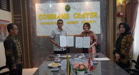 Tingkatkan Layanan Informasi Diskominfo Kabupaten Muaro Jambi Jalin Kerja Sama dengan Pengadilan Negeri Sengeti