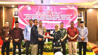 Pj Wali Kota Jambi Hadiri Pleno KPU Penetapan Wali Kota dan Wakil Wali Kota Jambi Hasil Pilkada Serentak Tahun 2024