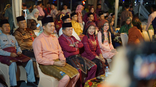 Sekda Muaro Jambi Hadiri Malam Keagungan Melayu 2025