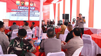 Irjen Pol Krisno H Siregar Hadiri Kegiatan Halal Bi Halal dan Deklarasi Pilkada Damai di Polres Bungo.