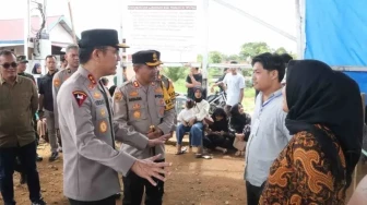 Kapolda Jambi Beserta PJU Polda Jambi, Tinjau Langsung Pelaksanaan Pemungutan Suara Ulang di Bungo