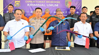 Bersenjata Tajam, Ditreskrimum Polda Jambi Amankan Lima Pemuda yang Akan Tawuran.