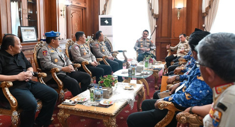 Memperkuat Hubungan Antar Lembaga, Polda Jambi Kunjungi Pemerintah Provinsi Jambi.
