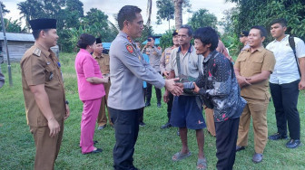 Polri Peduli Masyarakat Adat, Polda Jambi Kunjungi dan Berikan Bantuan Sosial SAD Sarolangun