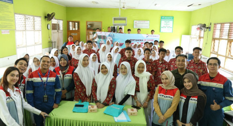 Pertamina EP Jambi Goes to School Beri Wawasan Zero Net Emission di Hari Bumi