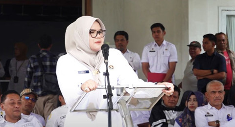 Bupati Tanjabtim Serahkan SK CASN, PPPK, Tenaga Kesehatan dan Tenaga Teknis