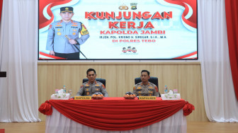 Kunjungan Kerja ke Polres Tebo Kapolda Jambi Tekankan Pentingnya Kehadiran Polri di Tengah Masyarakat