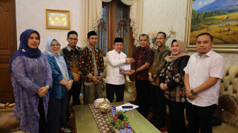 Temui Gubernur Jambi, Bawaslu Provinsi Jambi Sampaikan Beberapa Hal dan Perkenalkan Kepala Sekretariat yang Baru