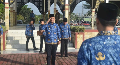 Bupati Sarolangun Pimpin Apel Gabungan, Ingatkan Pegawai Jauhi dan Bahaya Judi Online