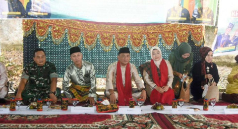 Bupati Sarolangun H Hurmin Buka Kegiatan Festival Adat Melayu Jambi 2025