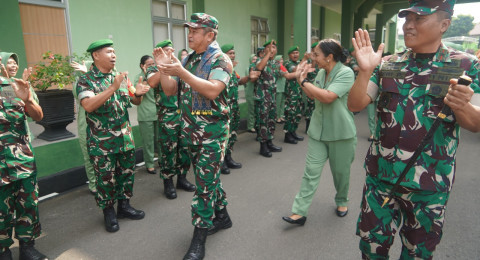 KASAD Tegaskan ke Prajurit Harus Terlatih, Disiplin Serta Jauhi Judol dan Narkoba