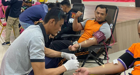 Polda Jambi Gelar Kegiatan Donor Darah Peringati HUT Bhayangkara ke 79