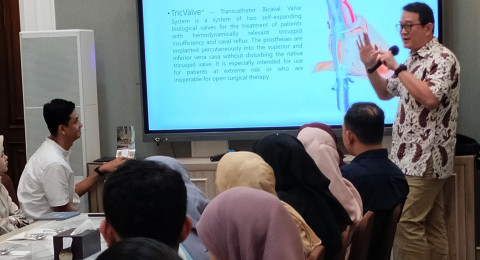 Tingkatkan Deteksi Penyakit Jantung, Heartology Kenalkan Terobosan Penanganan Penyakit Katup Jantung Untuk Kalangan Medis Jambi