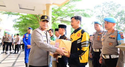 Polda Jambi Laksanakan Bakti Sosial, Bukti Nyata Polri Hadir Ditengah Masyarakat