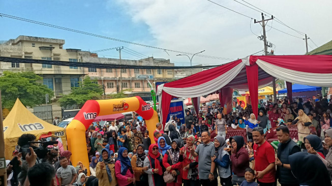 “Jalan Santai Bahagia” Meriahkan Milad ke-6 Universitas Muhammadiyah Jambi
