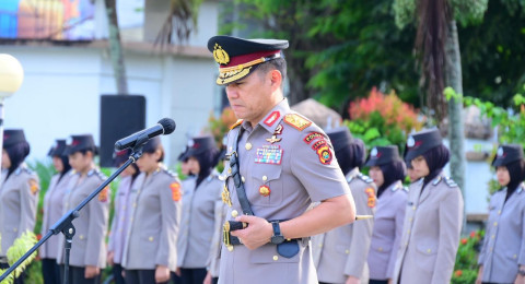 Beri Penghormatan Kepada Pahlawan, Polda Jambi Ziarah ke TMP Satria Bhakti