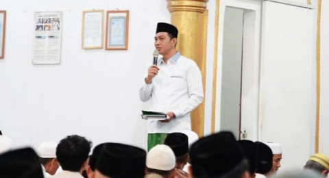 Fadhil Arief Sholat Idul Adha di Masjid Miftahul Huda Rengas Condong