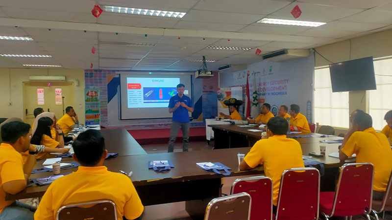 Training Penanganan Luka Bakar di Tempat Kerja, Minggu (22/6/2025), di Rec Hall Basecamp Geragai, Kabupaten Tanjung Jabung Timur, Jambi | hr