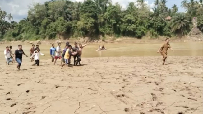 Hanyut Bersama Temannya di Sungai, Remaja Tebo Ditemukan Tewas