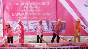 Secara Virtual Wabup Junaidi H Mahir Ikuti Kegiatan Ground Breaking SPPG di Polresta Jambi