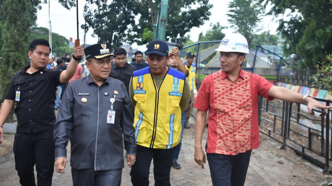 Di Apresiasi Komisi V DPR RI, Walikota Maulana Cek Proyek Banjir, Upaya Strategis Tangani Bencana Banjir di Kota Jambi