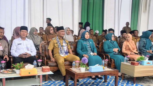 Bupati Hurmin Launching Sistem Penerimaan Murid Baru PAUD, SD, dan SMP di Sarolangun