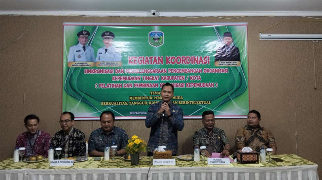 Wabup Gerry Buka Pelatihan dan Pembinaan OKP Sarolangun, Tekankan Sinergi dan Peran Pemuda