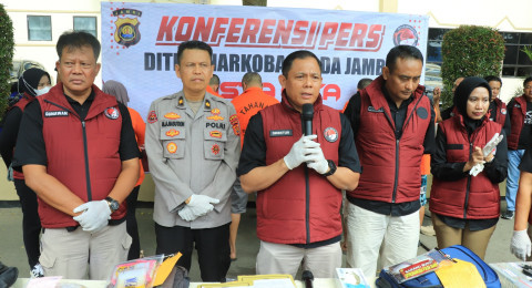 Polda Jambi Ringkus Jaringan Narkoba, Sita Uang 1,4 Miliar