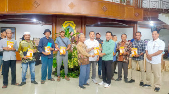 Tingkatkan Protensi Pertanian Tanjab Timur, SKK Migas—PetroChina Berikan 960 Kg Benih Jagung Hibrida F1 Super Bisi-18