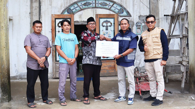Pelindo Jambi Perkuat Peran Sosial Lewat Bantuan TJSL untuk Masjid Al‑Munawarah Tanjabtim