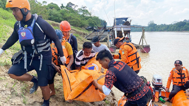 Tiga Hari Pencarian, Remaja Tebo Tenggelam Di Sungai Batanghari Akhirnya Ditemukan