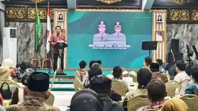 Fadhil Arief Hadiri Acara Kenal Pamit Kejari Batang Hari