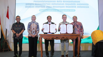 OJK dan Kemenhut Perkuat Sinergi Sektor Jasa Keuangan dan Kehutanan