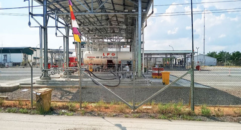 Media Field Trip FJM Jambi: Antara Ladang Migas, Beasiswa, dan Legalitas Sumur Rakyat