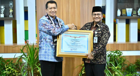 Wali Kota Maulana Raih Predikat "Pelayanan Prima" Nasional, Bukti Nyata Inovasi Layanan Publik Kota Jambi