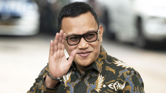Abdul Kadir Karding - Kesederhanaan Seorang Perantau dalam Istana