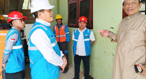 Hari Pelanggan Nasional, PLN UP3 Muara Bungo Pastikan Pasokan Listrik Ponpes Marjanul Qalbi Aman