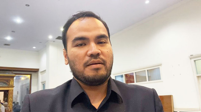 PKS Beda ! Tolak Tambahan Anggaran Stadion Swarnabhumi dan Islamic Center