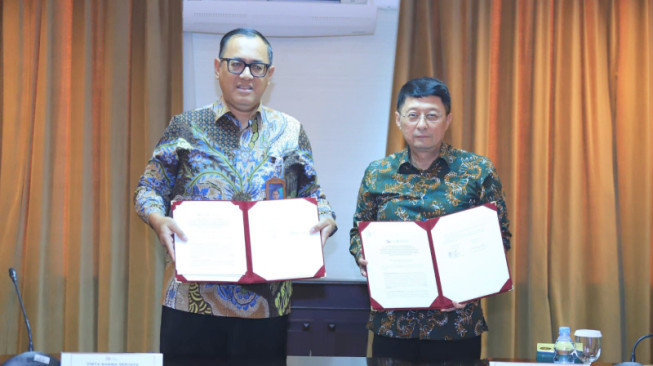 OJK Bersama Bappebti Perkuat Sinergi Pengaturan dan Pengawasan Derivatif Keuangan